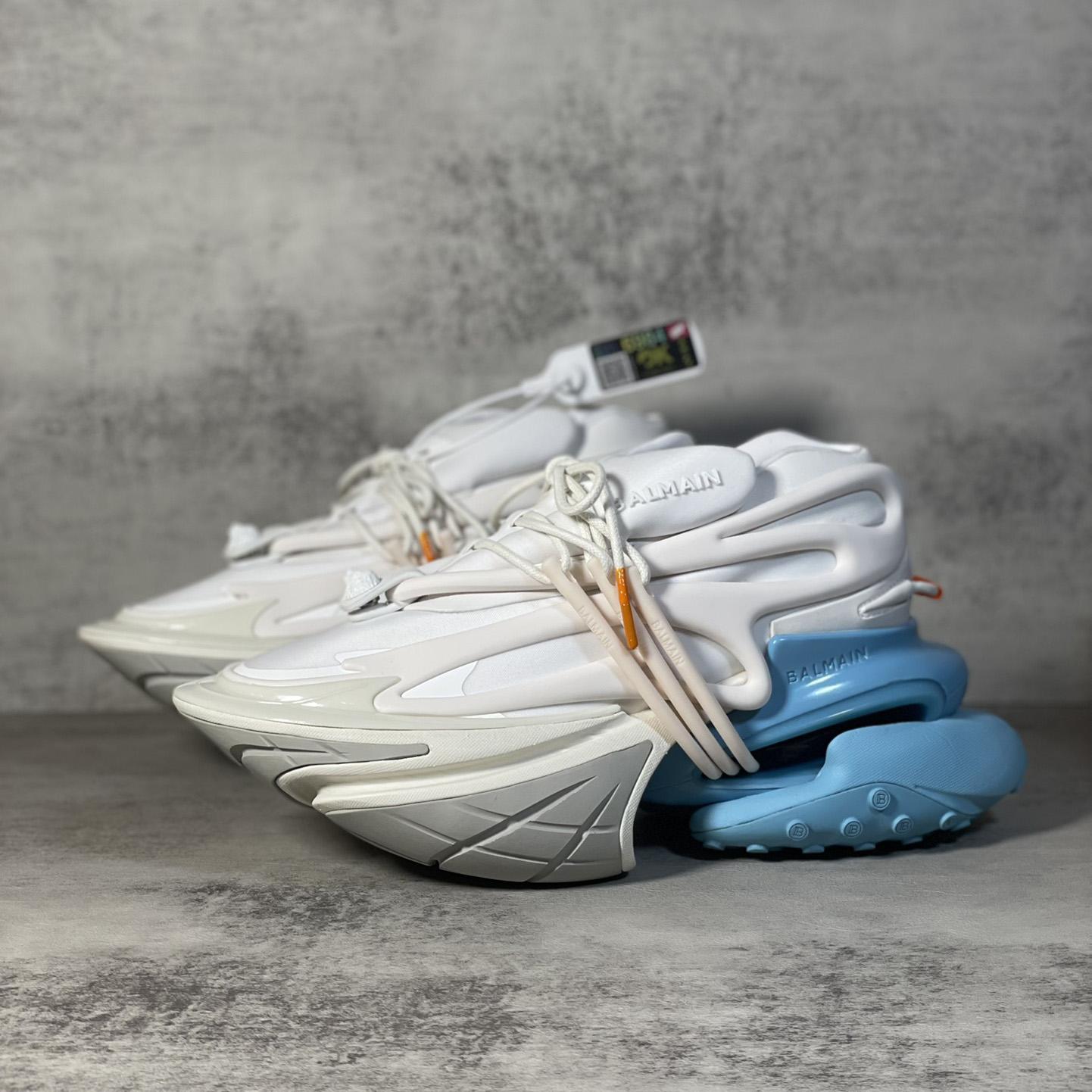 Balmain "Unicorn" Low top Sneakers - DopestKickz