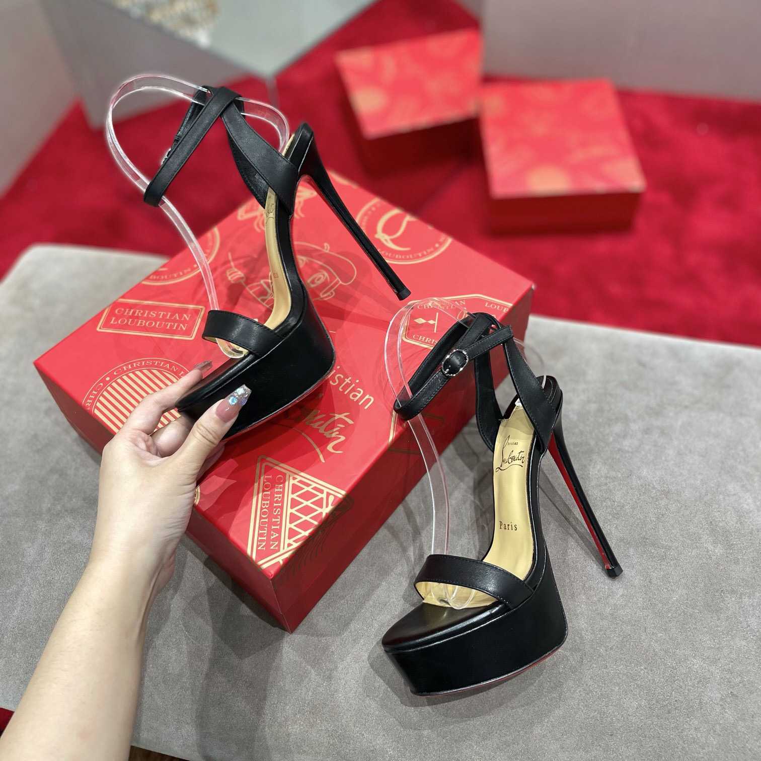 Christian Louboutin Loubi Queen Alta 150 Leather Platform Sandals - DopestKickz