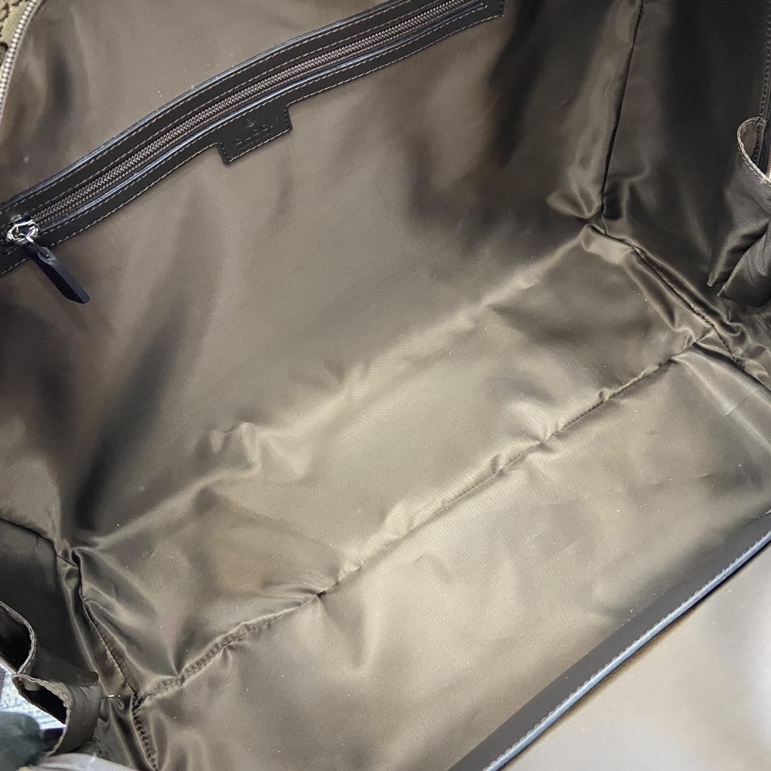 Gucci Medium GG Duffle Bag - DopestKickz