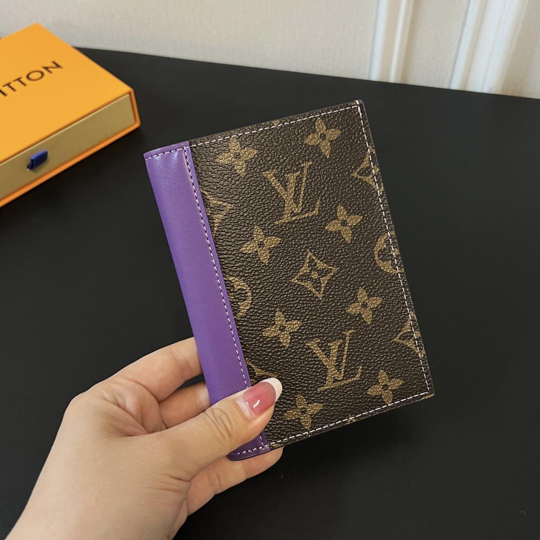 Louis Vuitton Passport Cover   M28268 - DopestKickz