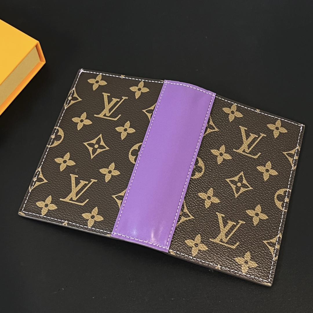 Louis Vuitton Passport Cover   M28268 - DopestKickz
