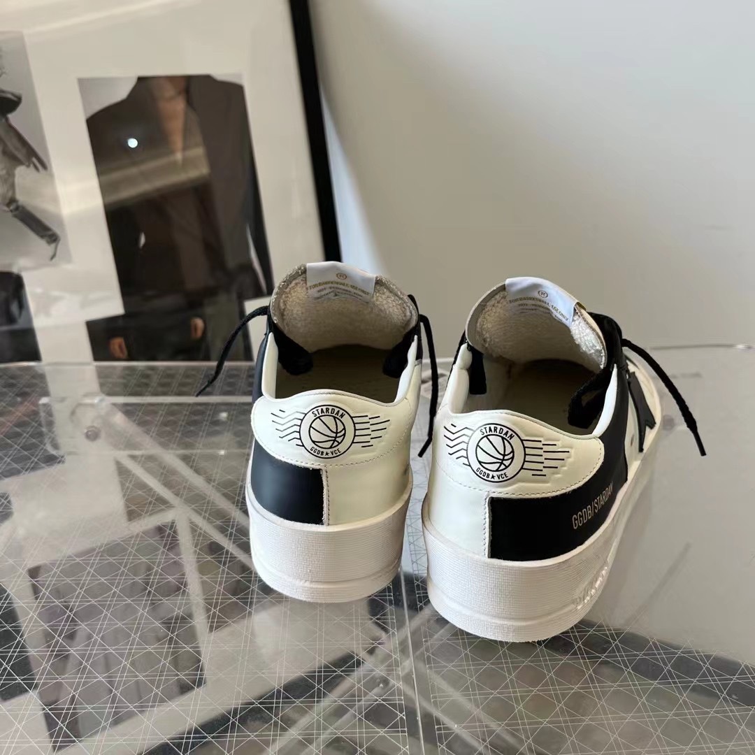 Golden Goose Sneakers - DopestKickz