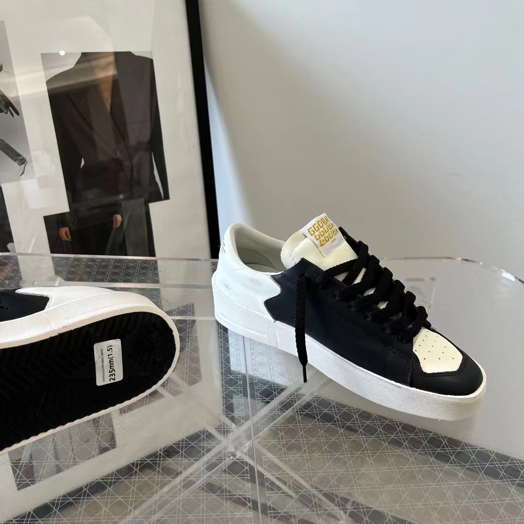 Golden Goose Sneakers - DopestKickz