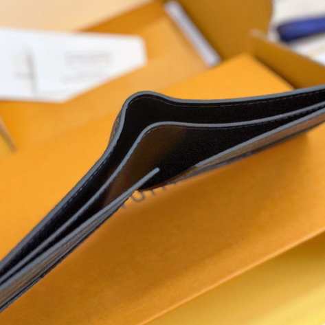 Louis Vuitton Marco Wallet  M62545 - DopestKickz
