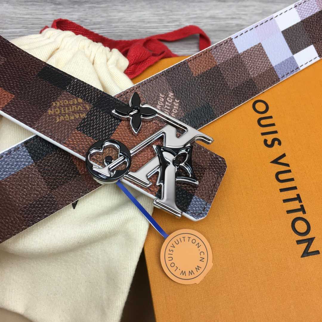 Louis Vuitton LV Initiales 40mm Reversible Belt - DopestKickz