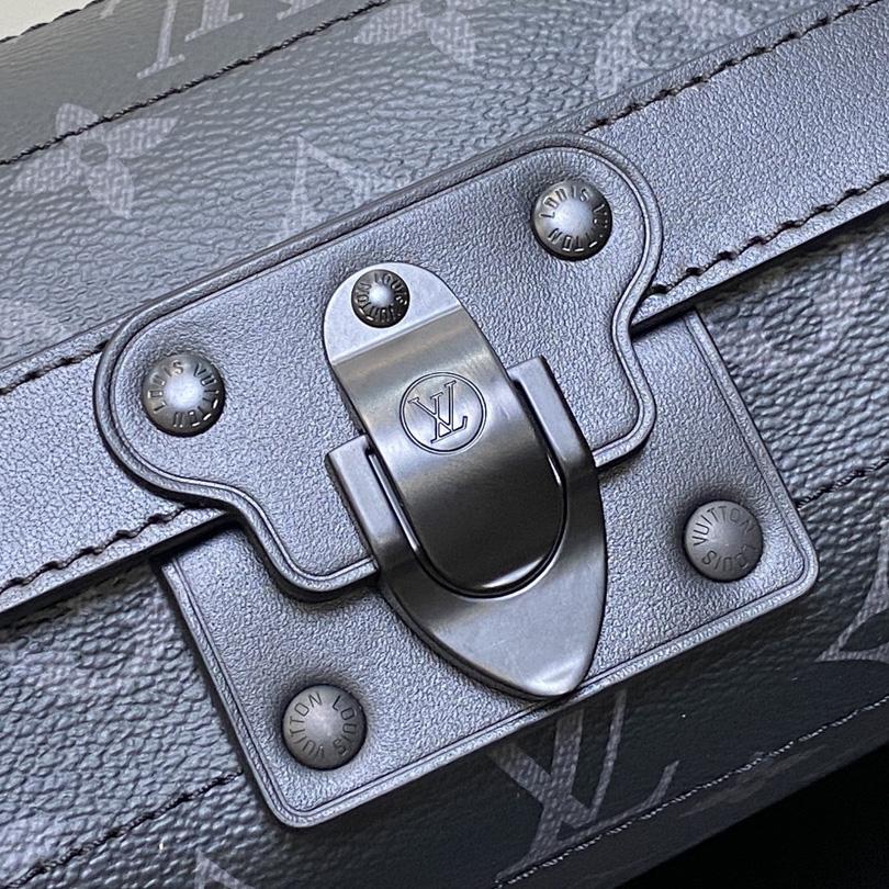 Louis Vuitton Soul Trunk East West   M11744 - DopestKickz