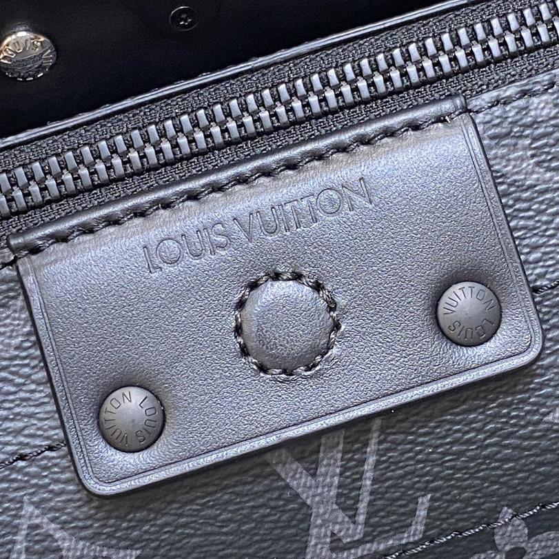 Louis Vuitton Soul Trunk East West   M11744 - DopestKickz