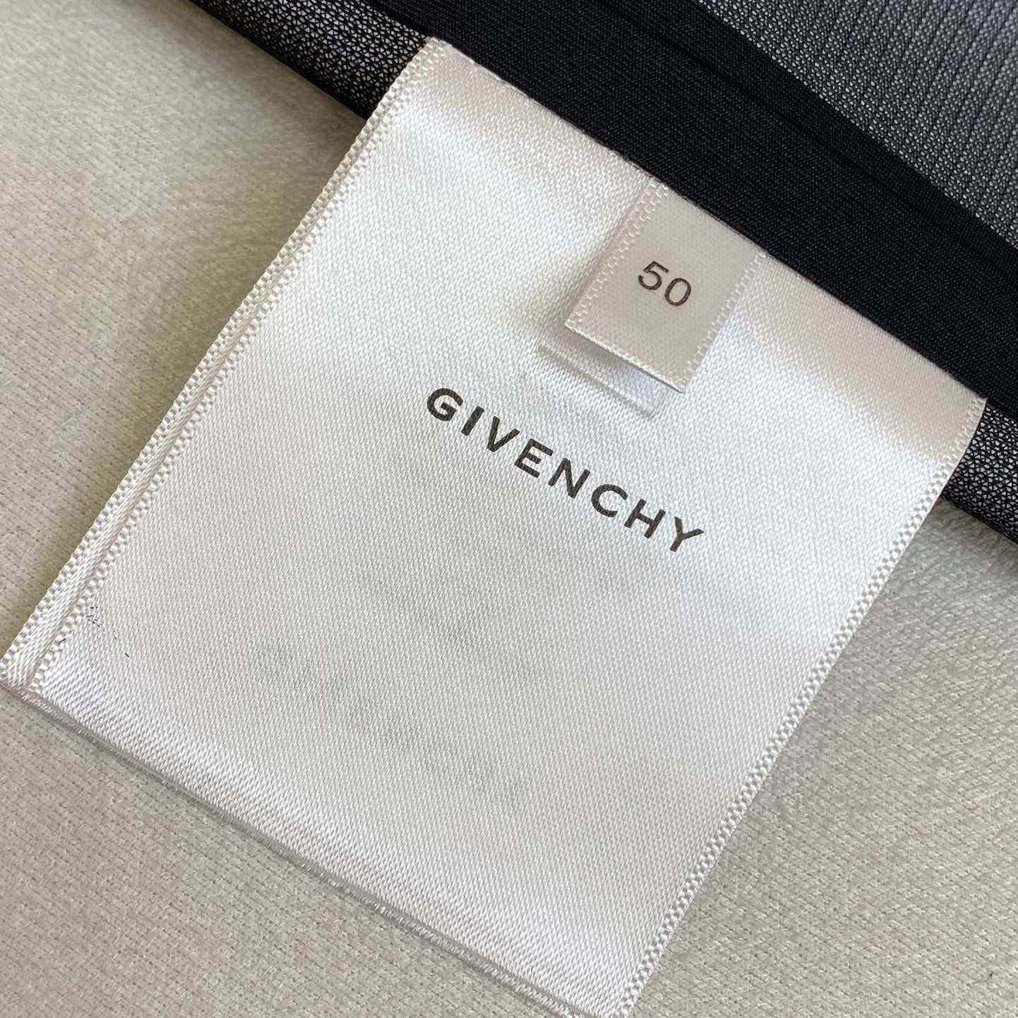 Givenchy Windbreaker Jacke - DopestKickz