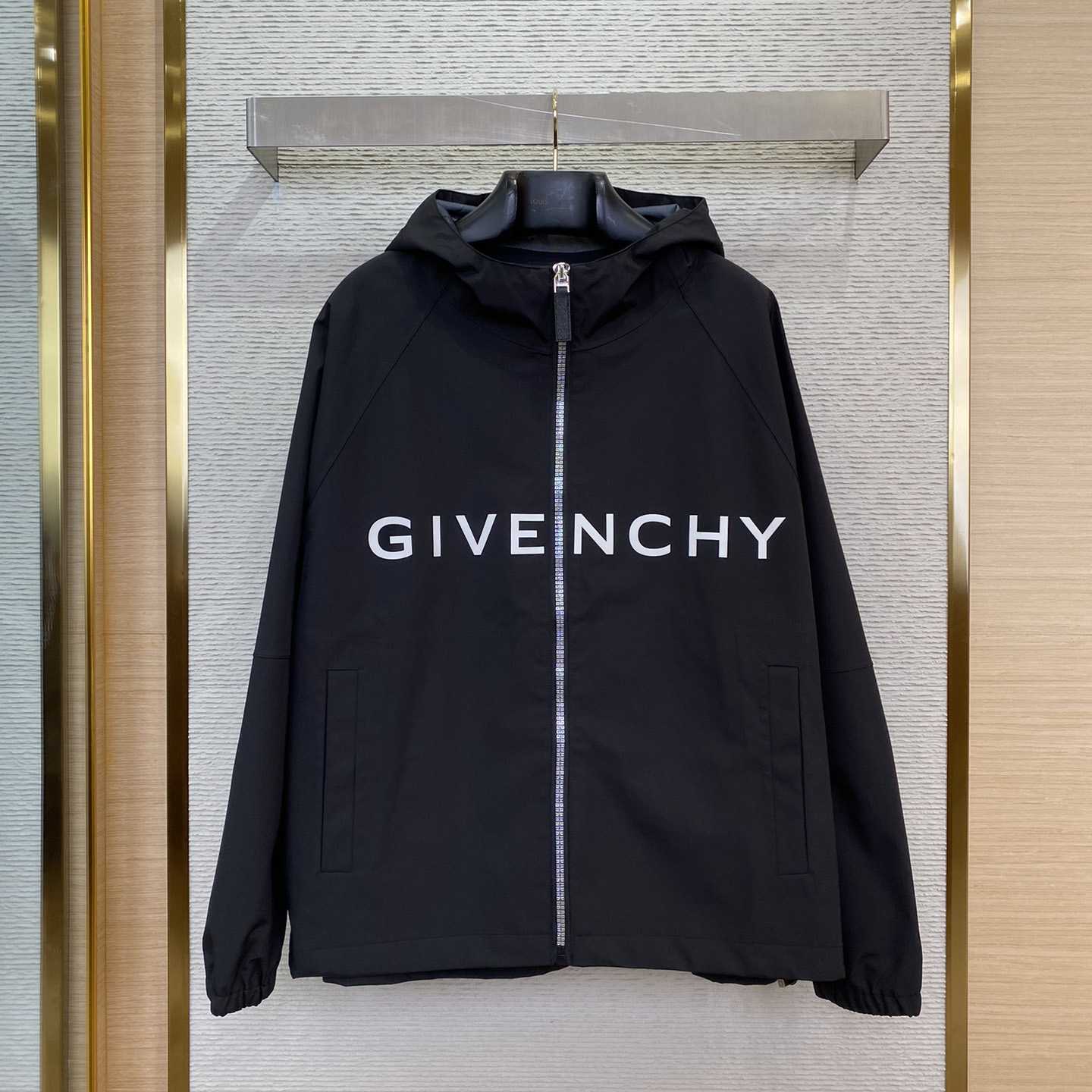 Givenchy Windbreaker Jacke - DopestKickz