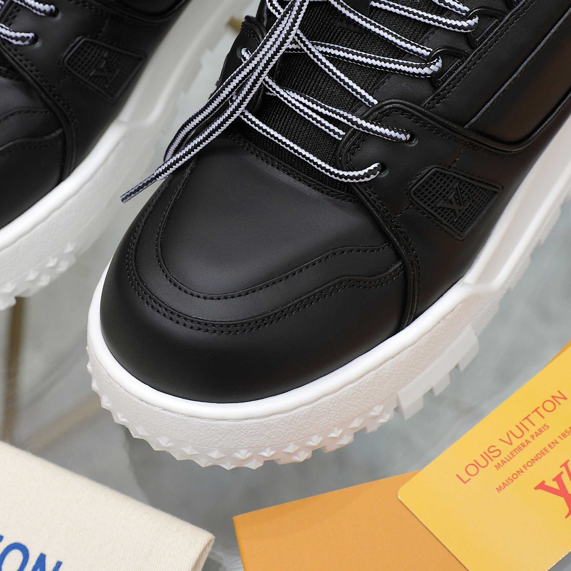 Louis Vuitton LV Trainer Maxi Sneaker   1AD7CZ - DopestKickz