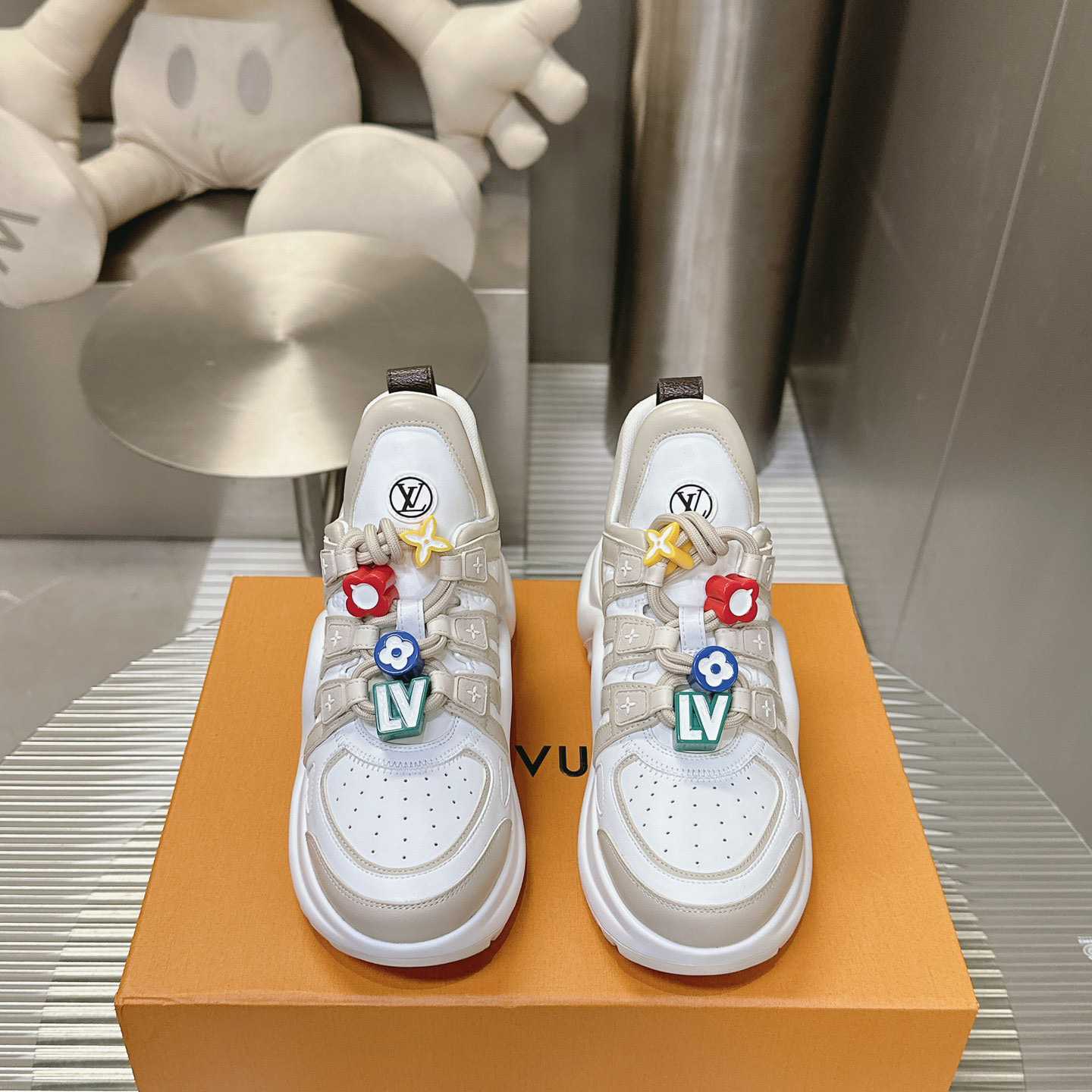 Louis Vuitton LV Archlight Sneaker   1AD2GJ - DopestKickz