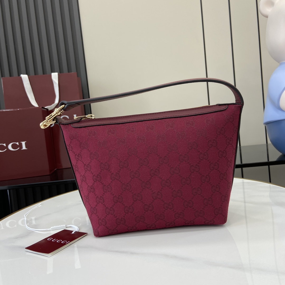 Gucci GG Super Mini Shoulder Bag - DopestKickz
