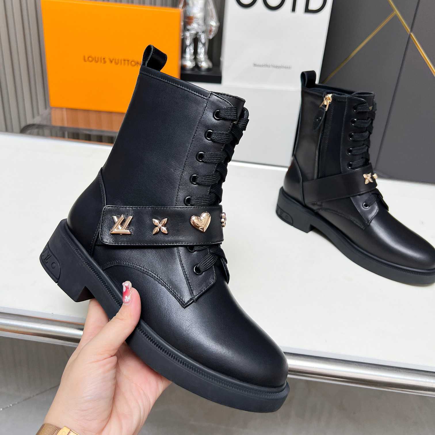 Louis Vuitton Citizen Flat Ranger Boot   - DopestKickz