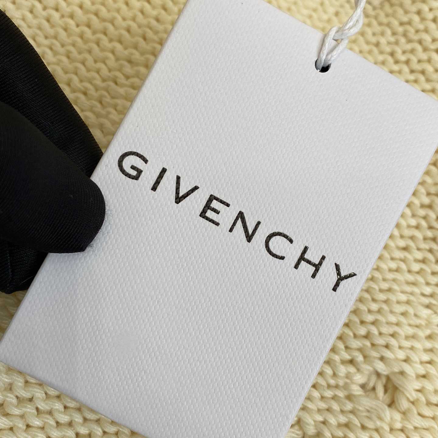 Givenchy Oversized Sweater In Wool - DopestKickz