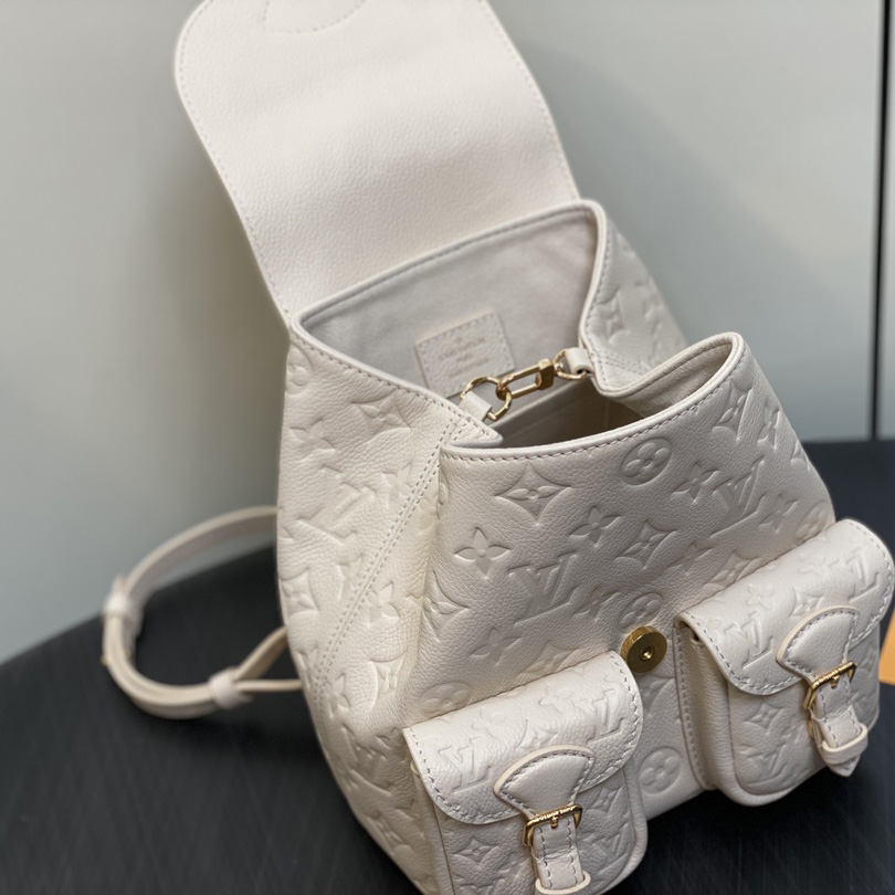 Louis Vuitton Backup   M47106 - DopestKickz