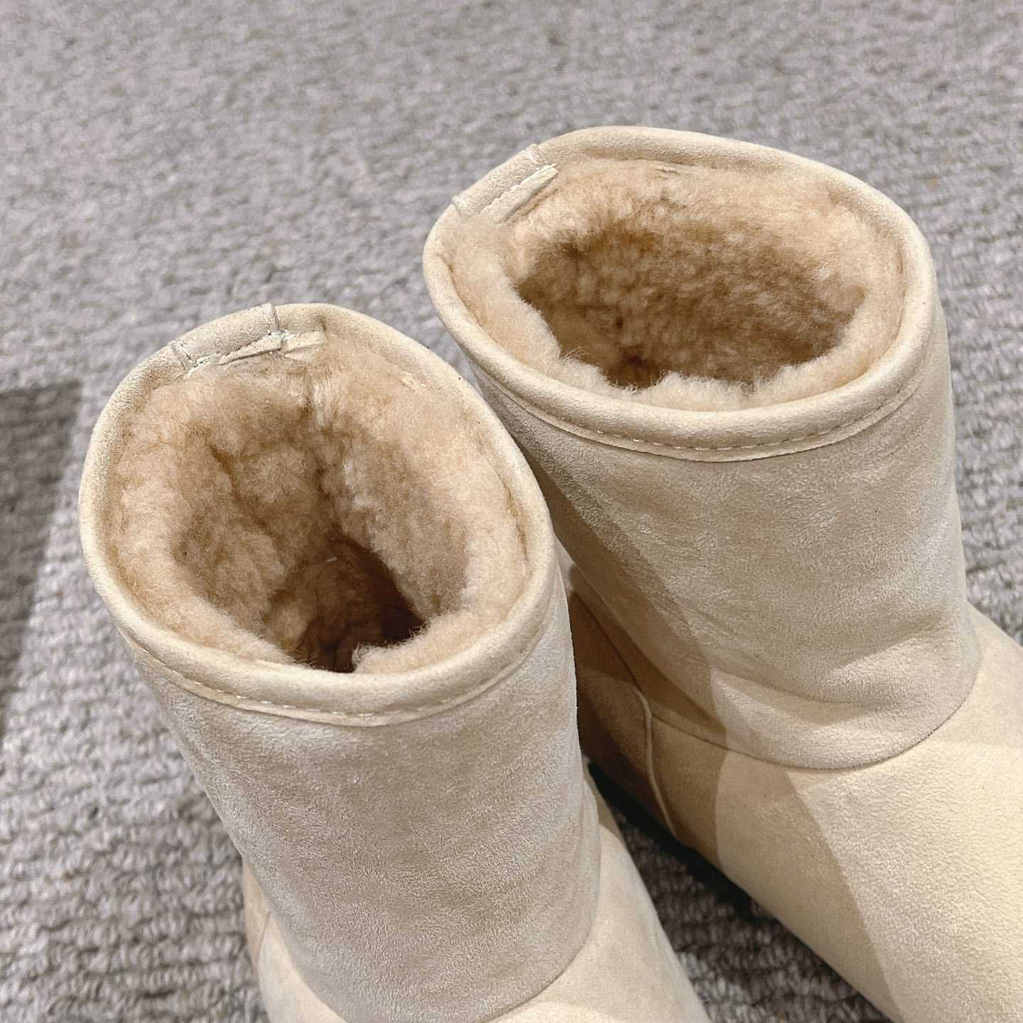 Loewe Lago Boot In Suede And Shearling - DopestKickz