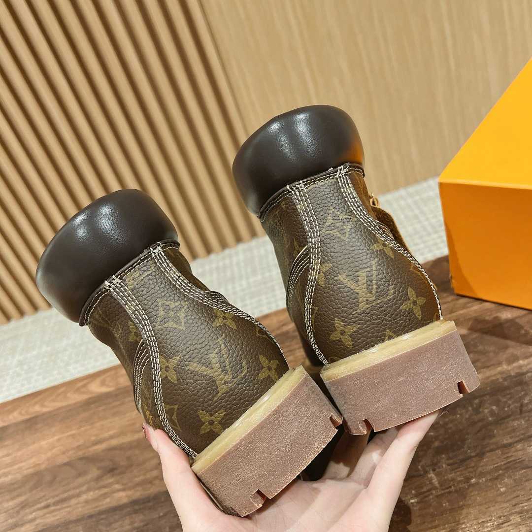 Louis Vuitton x Timberland Ankle Boot - DopestKickz