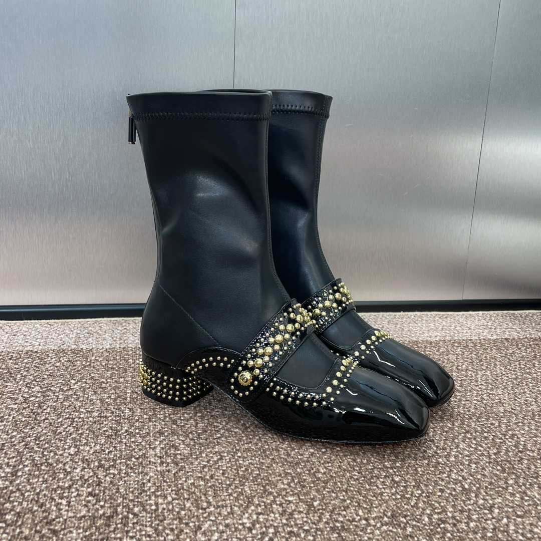 Dior Belle-D Heeled Ankle Boot - DopestKickz