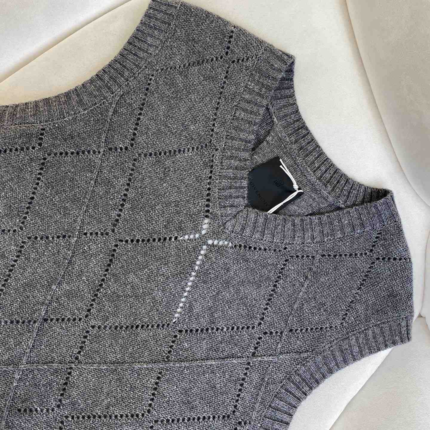 Givenchy Cropped Sweater In Wool - DopestKickz