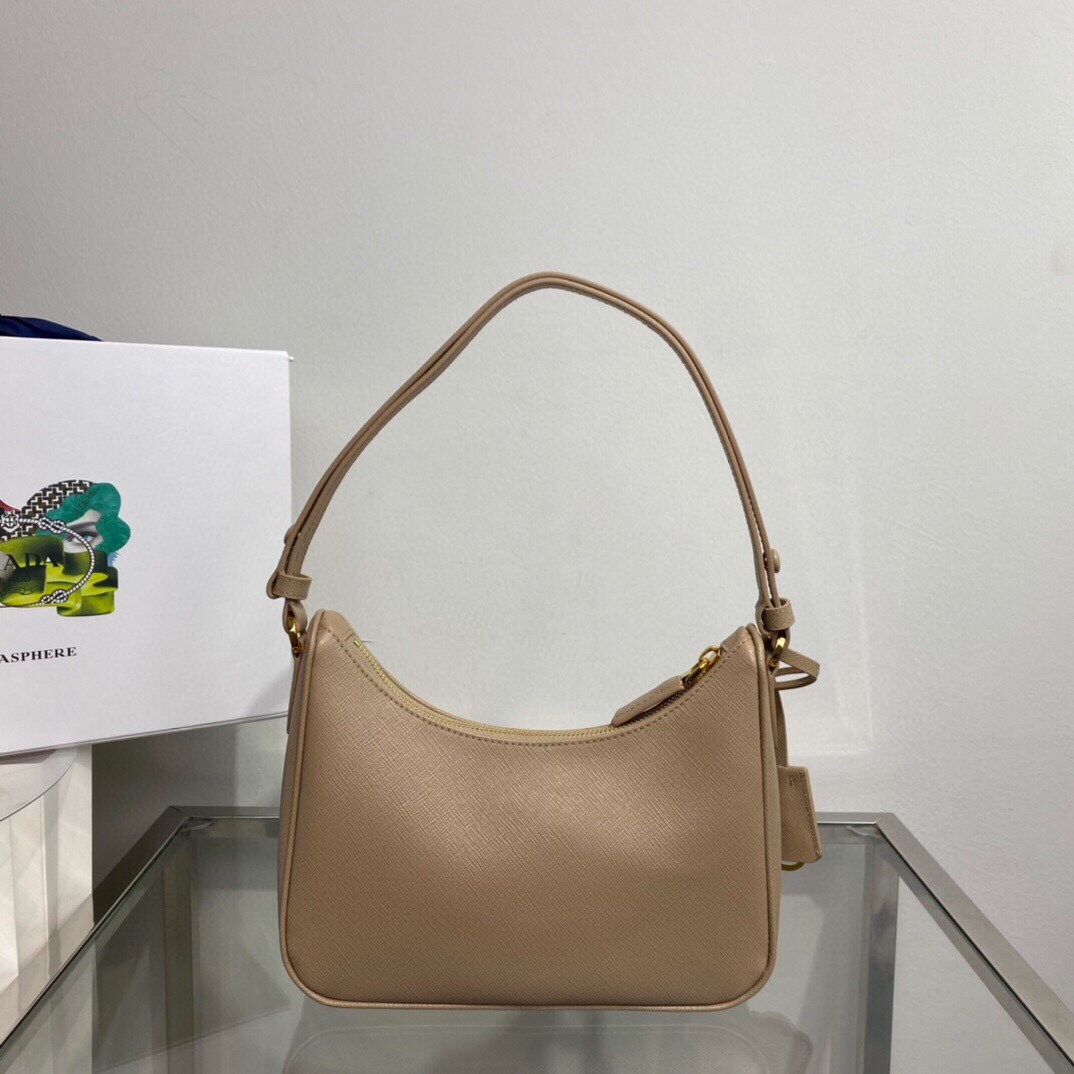 Prada Re-Edition 2005 Saffiano Leather Bag （ 22×18×6cm） - DopestKickz
