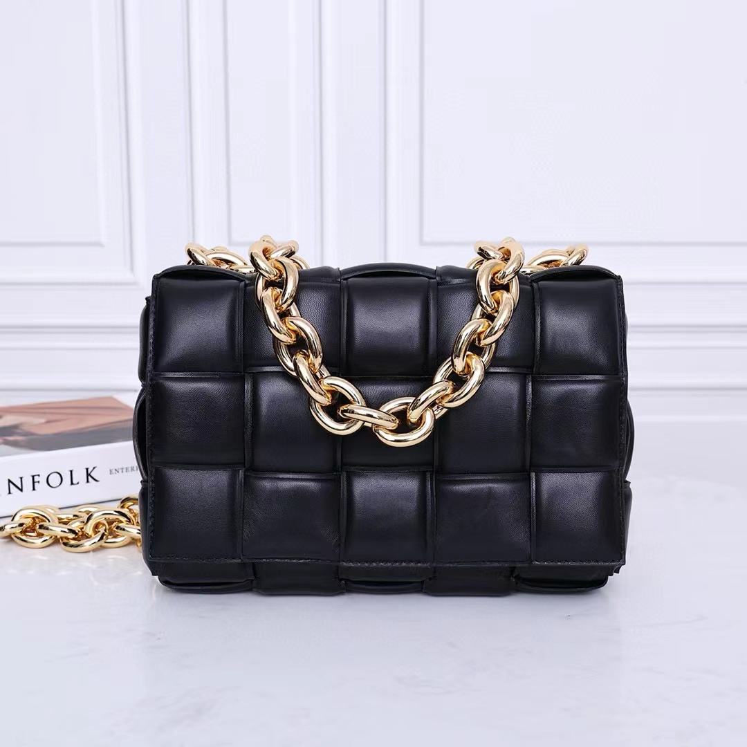 Bottega Veneta Chain Cassette （26*18*8CM） - DopestKickz