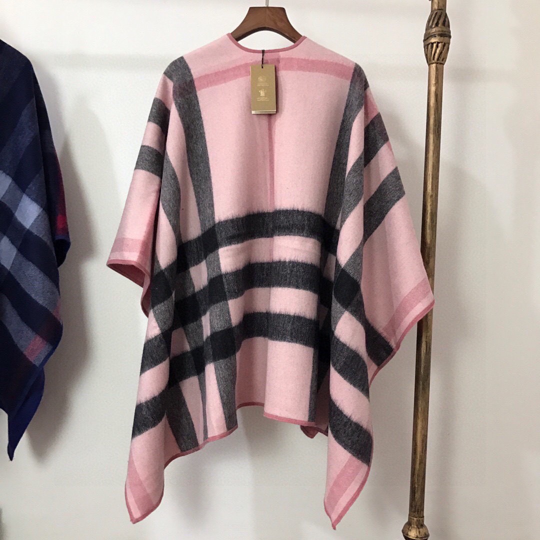 Burberry Charlotte Reversible Wool Felt Cape    140*140cm - DopestKickz