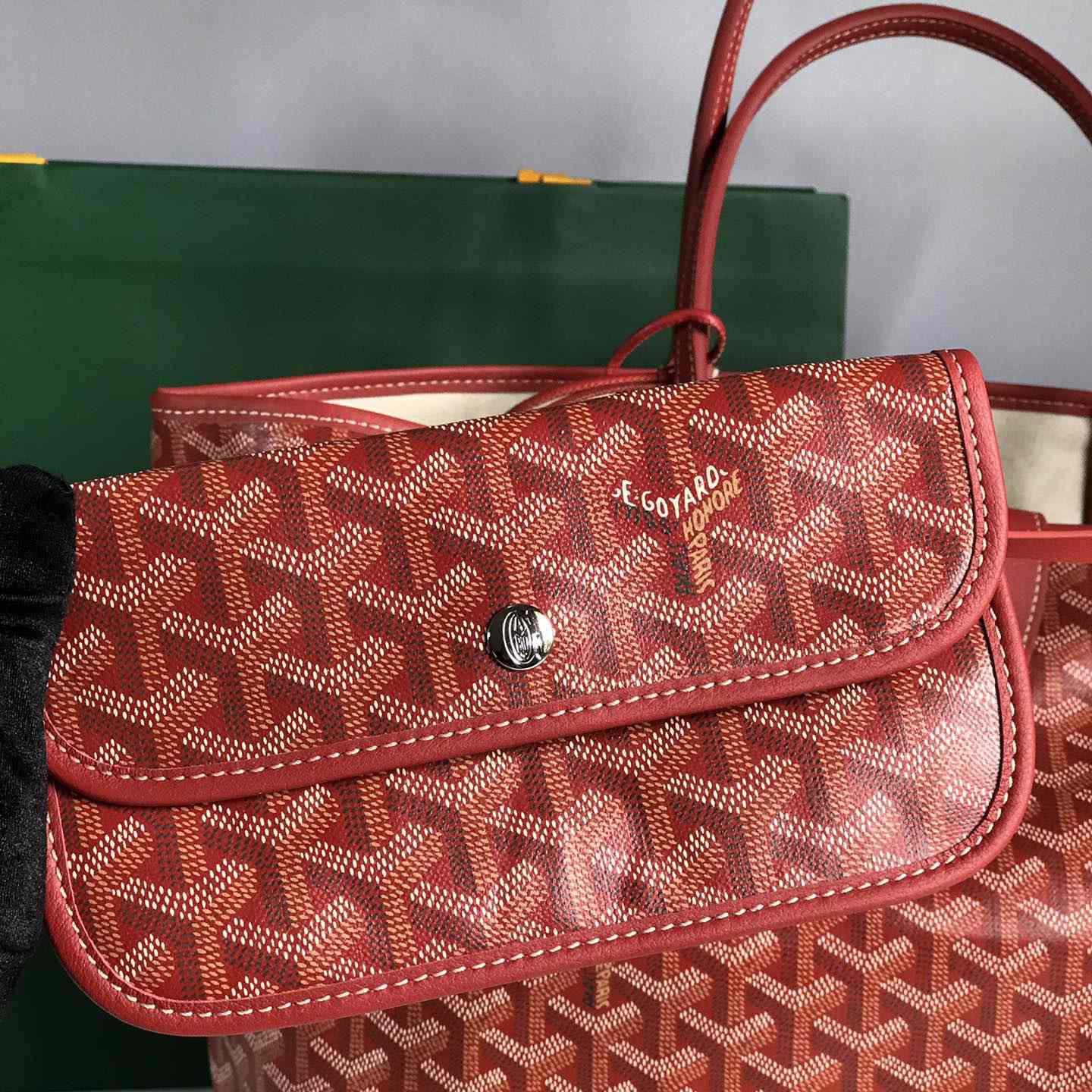 Goyard Artois PM Bag - DopestKickz