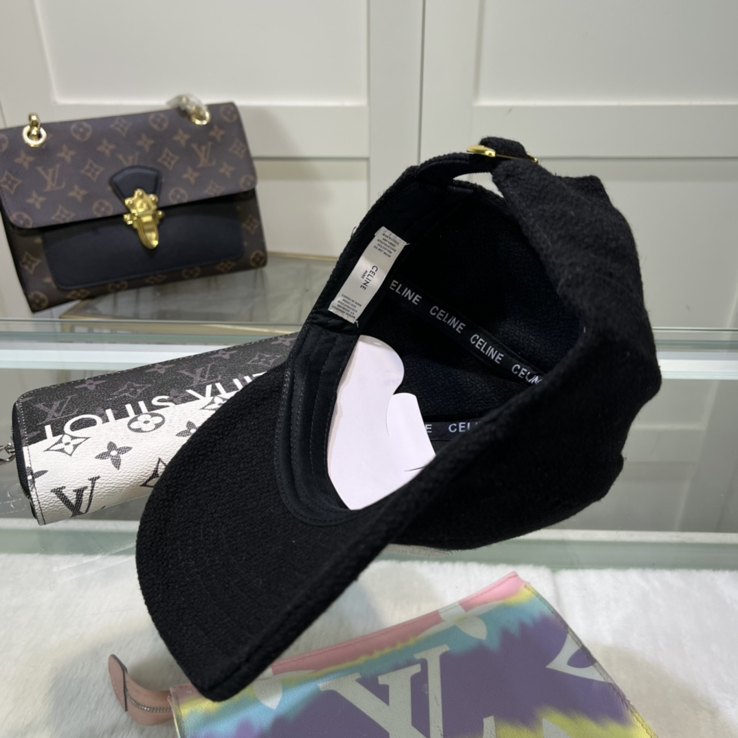 Celine Cap - DopestKickz