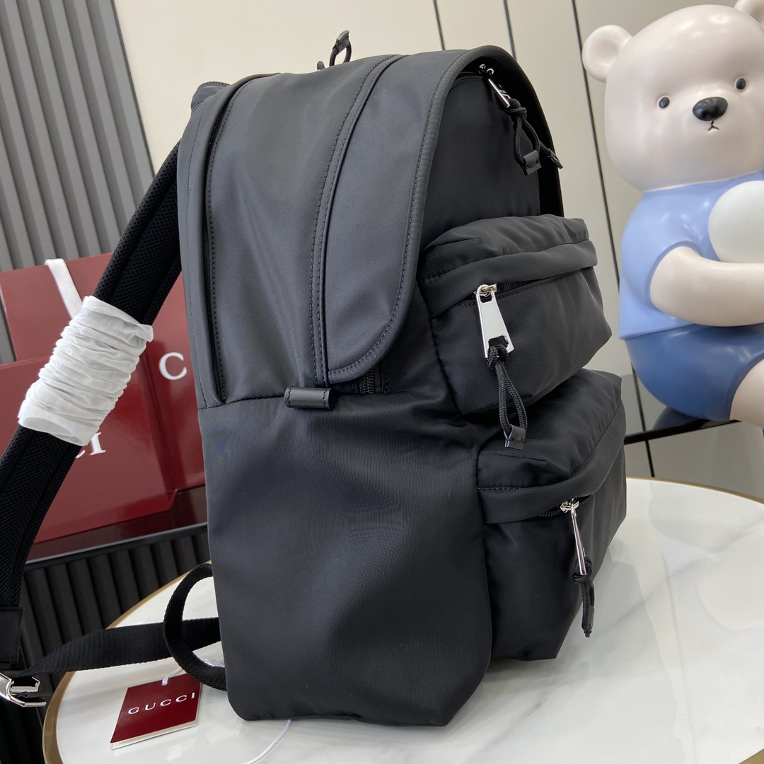 Gucci Medium Backpack With Gucci Logo - DopestKickz