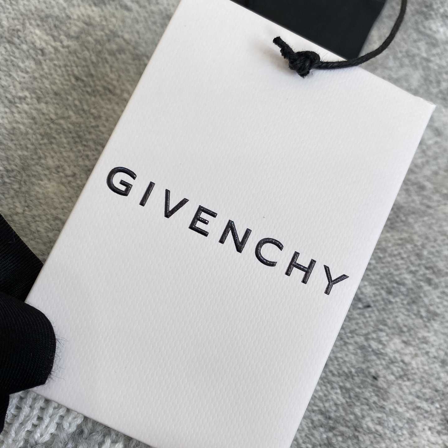Givenchy 4G Logo Detailed Crewneck Sweater - DopestKickz
