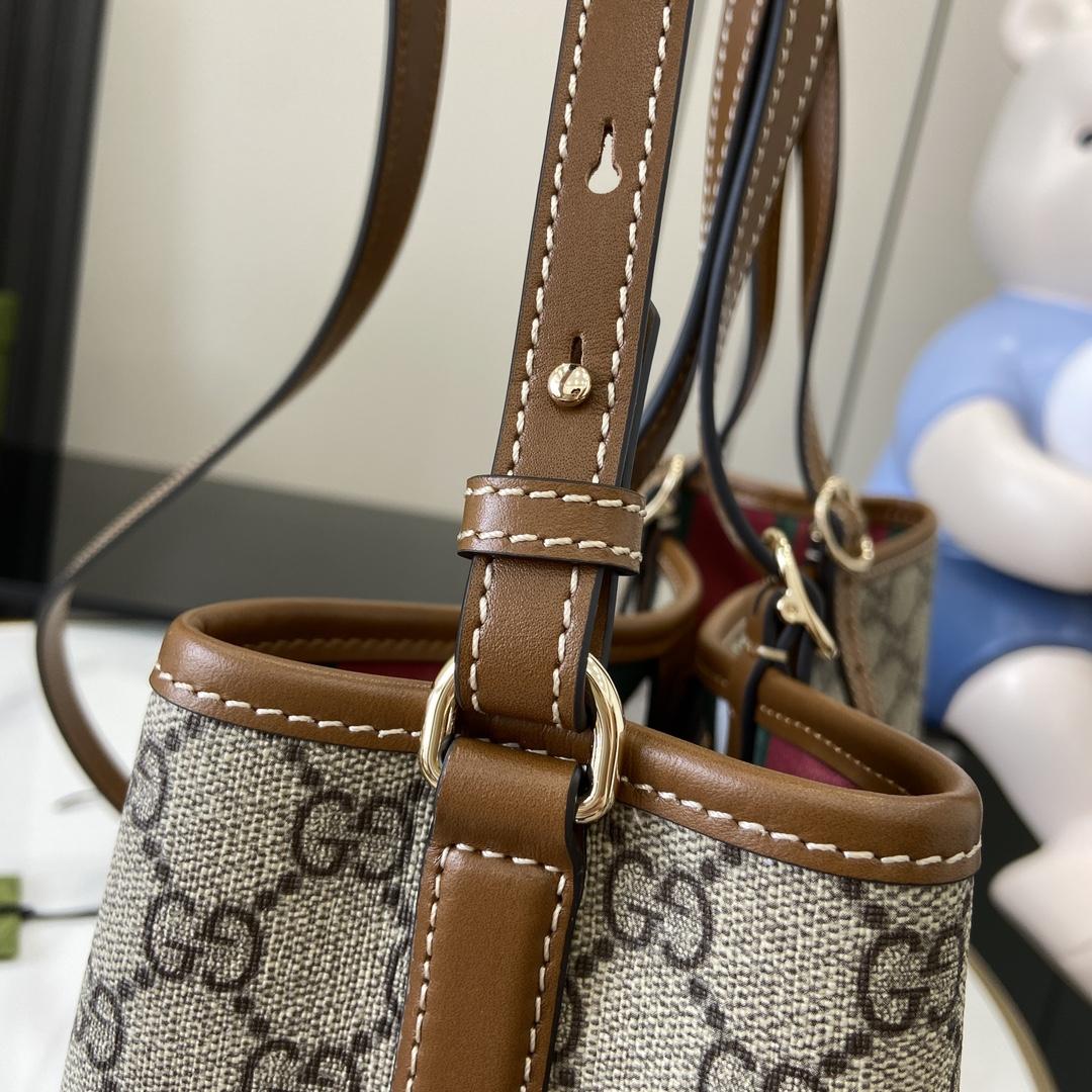 Gucci GG Emblem Small Tote Bag - DopestKickz