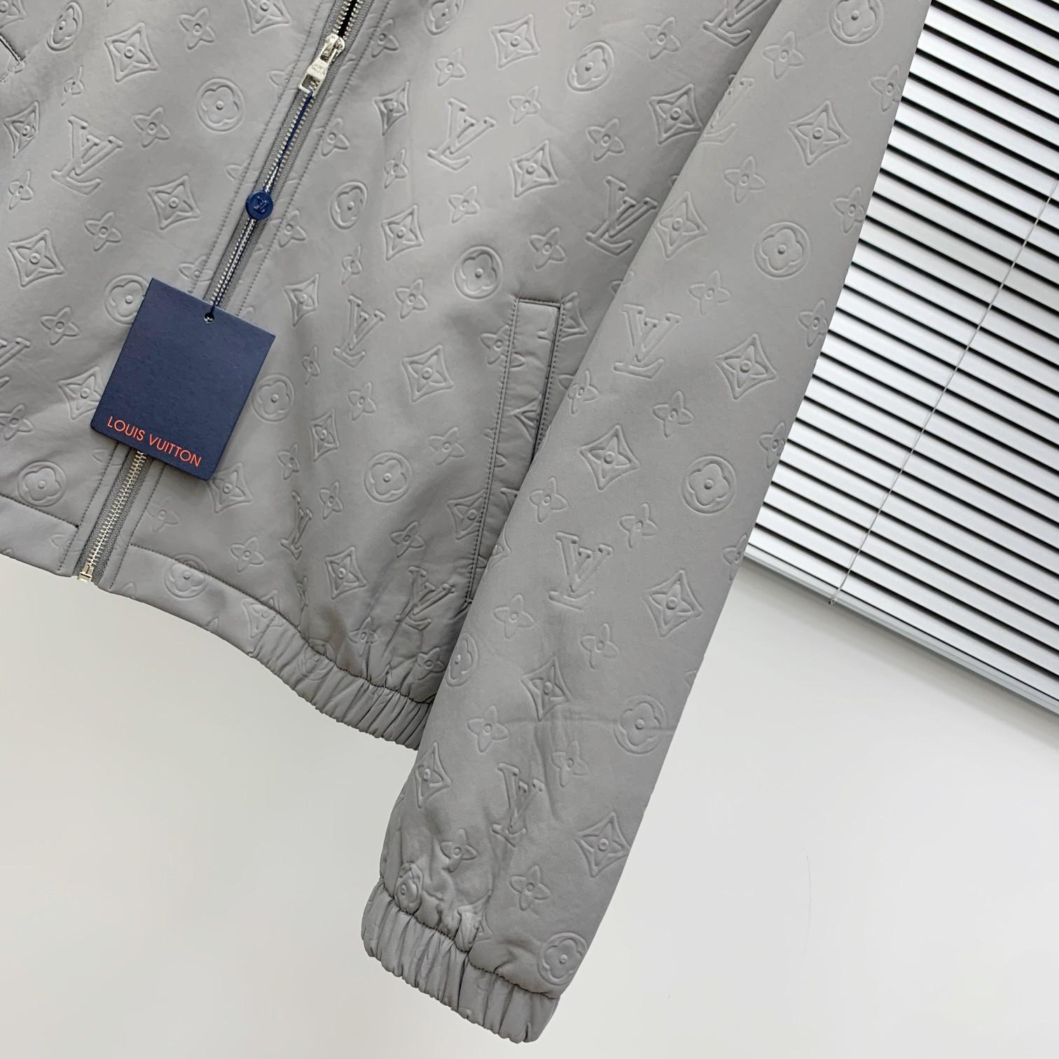 Louis Vuitton Tracksuit  - DopestKickz