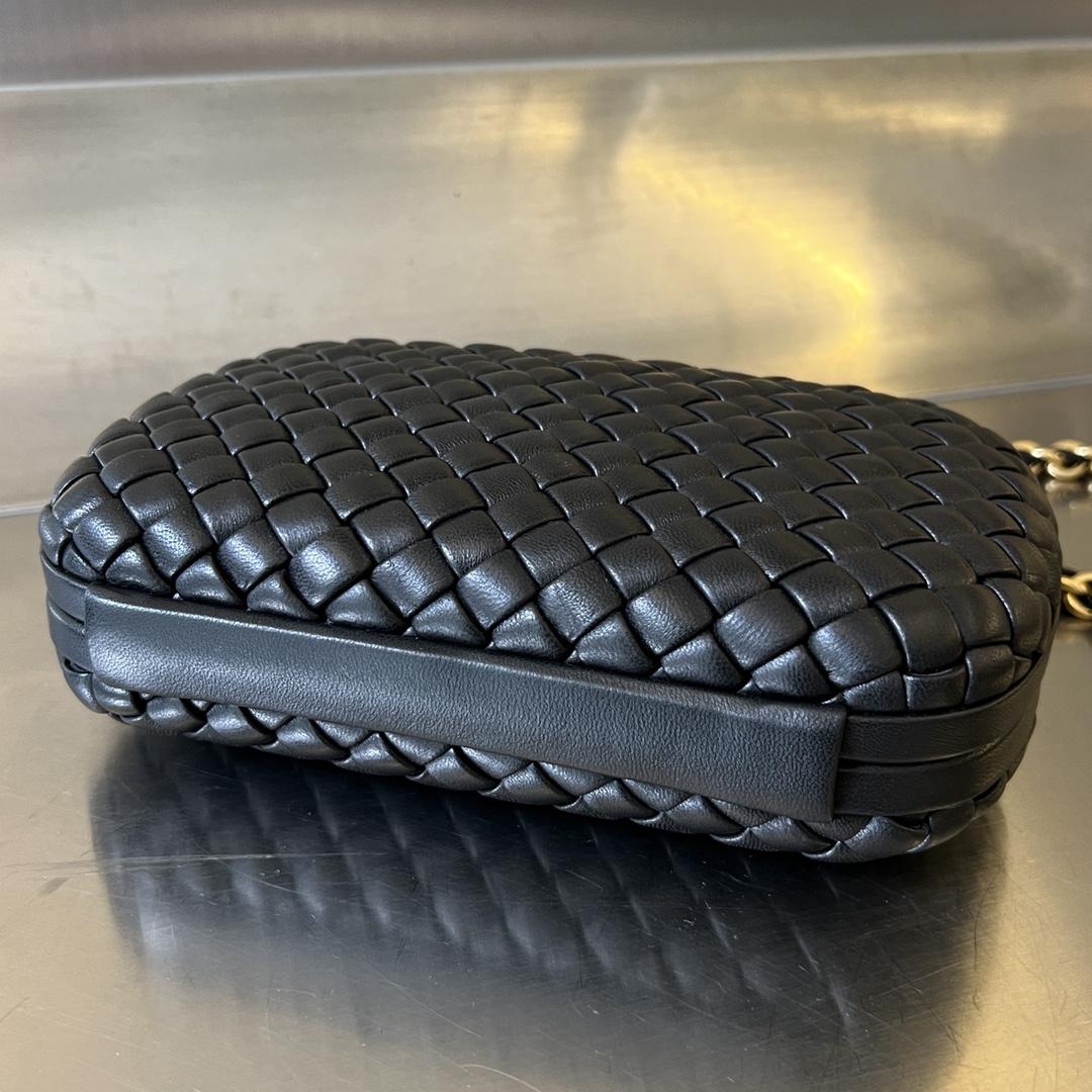 Bottega Veneta Knot （19*11.5*5cm） - DopestKickz