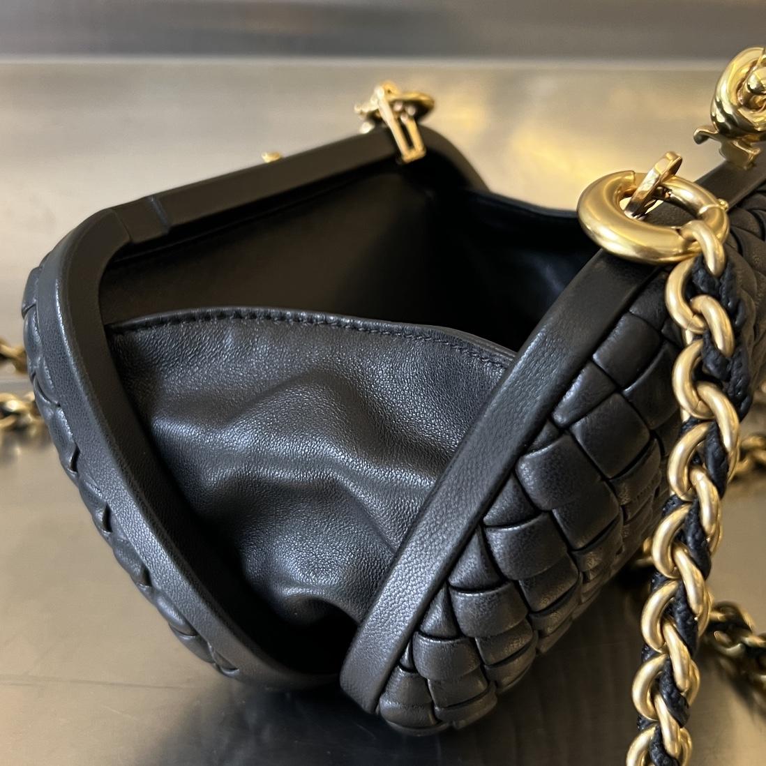 Bottega Veneta Knot （19*11.5*5cm） - DopestKickz