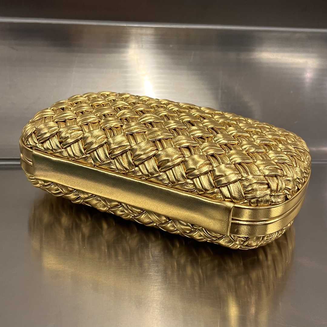 Bottega Veneta Knot （19*11.5*5cm） - DopestKickz