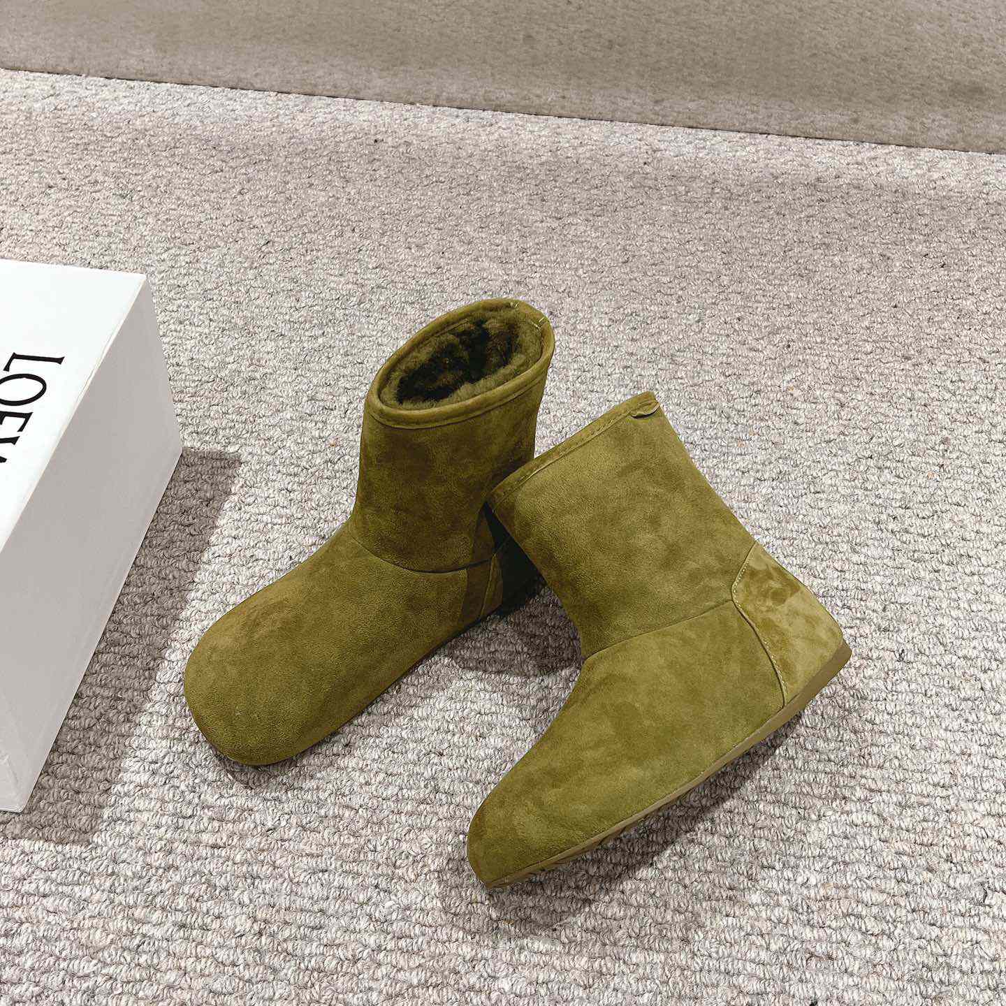 Loewe Lago Boot In Suede And Shearling - DopestKickz
