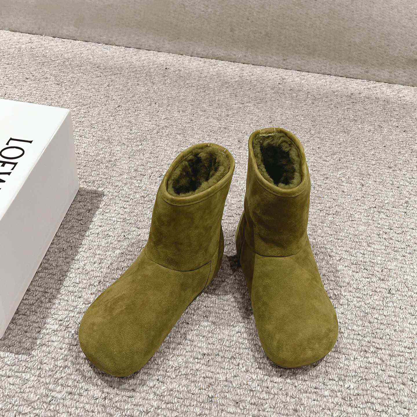 Loewe Lago Boot In Suede And Shearling - DopestKickz