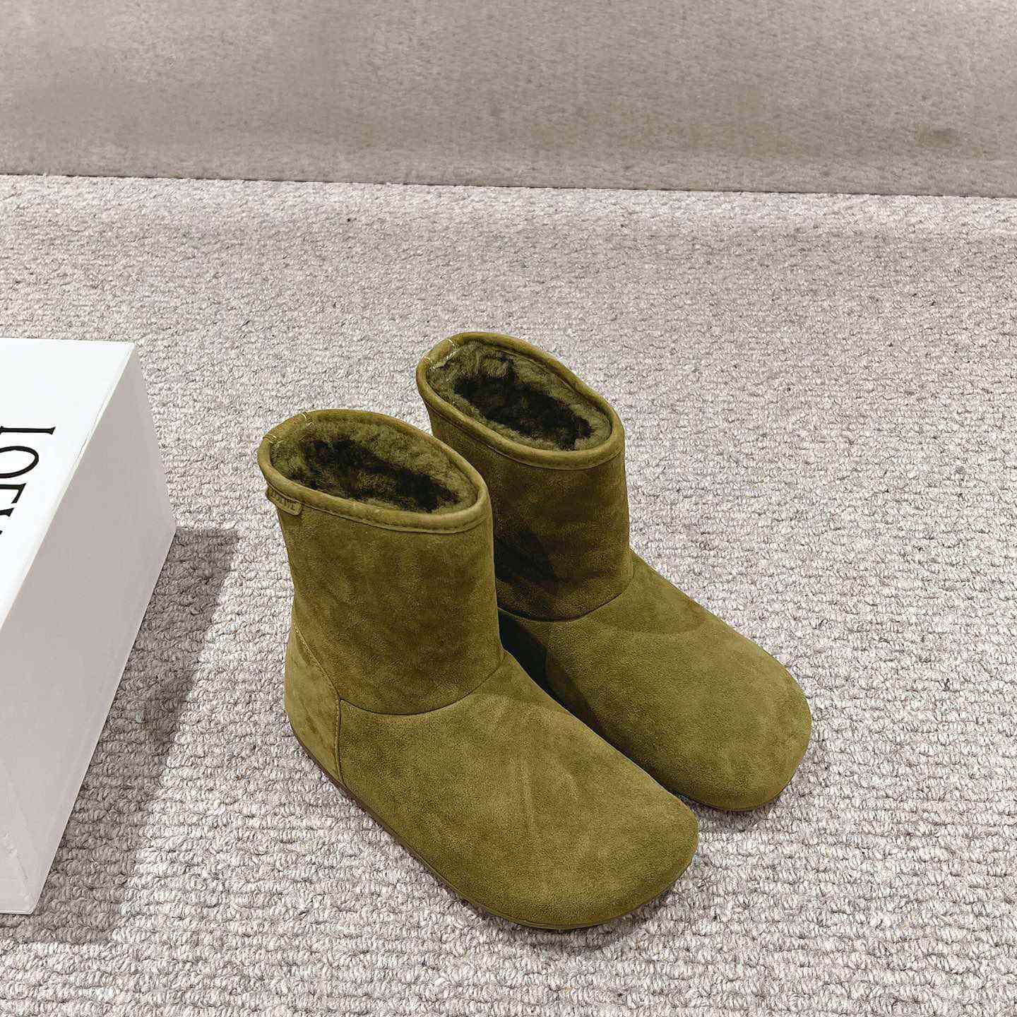 Loewe Lago Boot In Suede And Shearling - DopestKickz