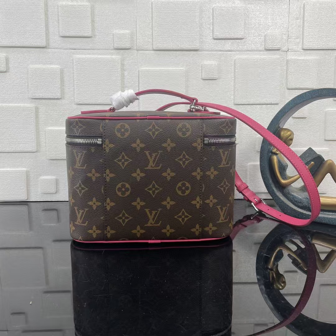 Louis Vuitton Nice Mini  M46767 - DopestKickz