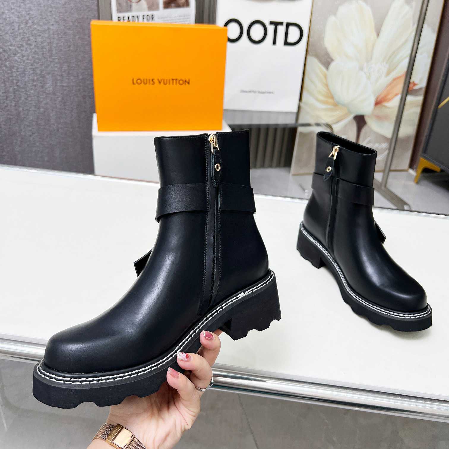 Louis Vuitton LV Beaubourg Ankle Boot   1ADADP - DopestKickz