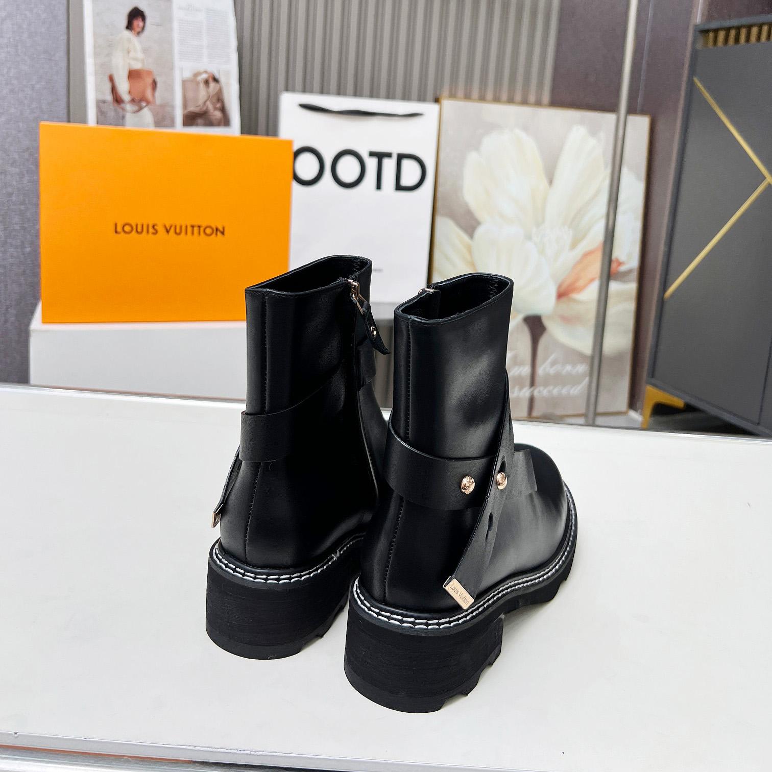Louis Vuitton LV Beaubourg Ankle Boot   1ADADP - DopestKickz