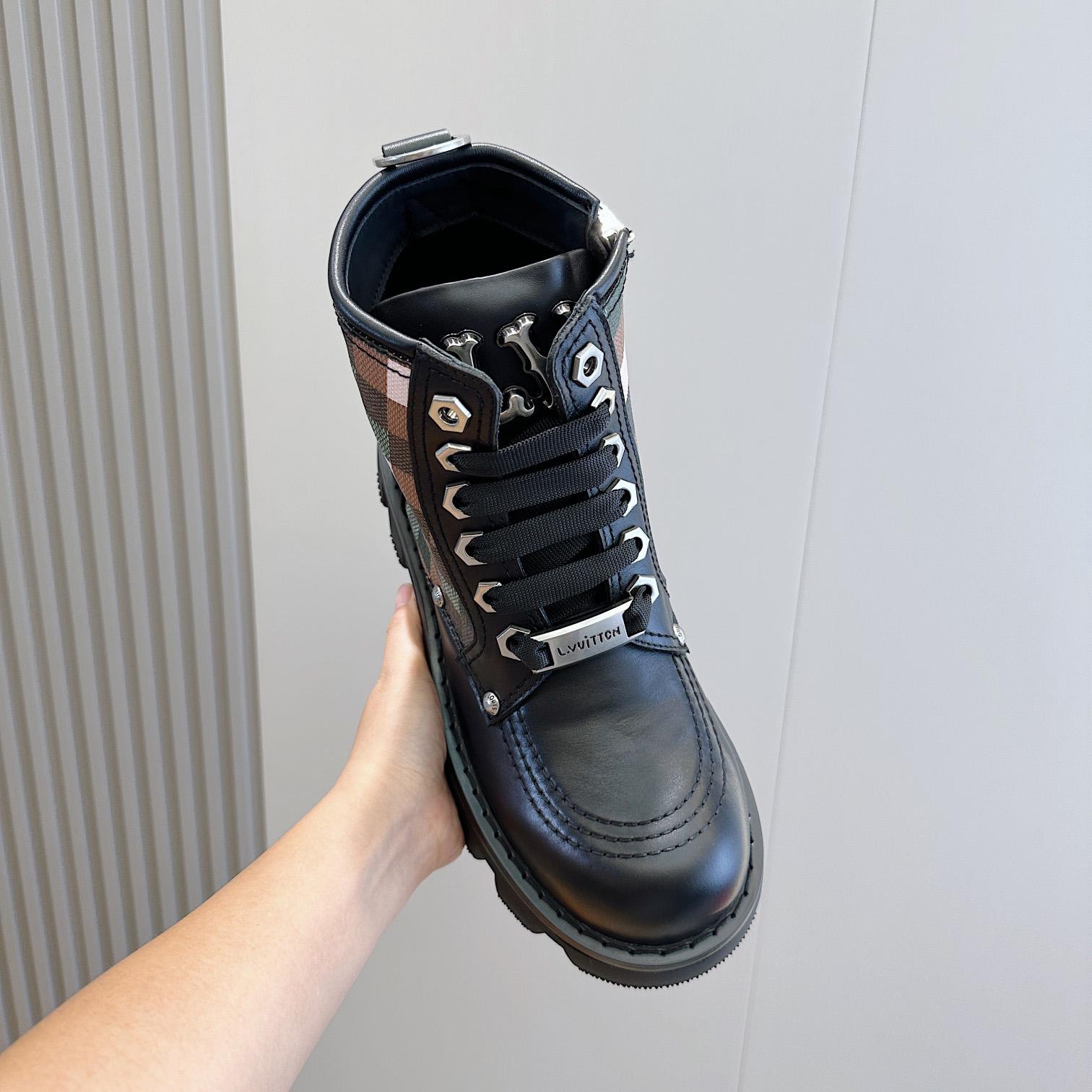 Louis Vuitton LV Checker Combat Boot   1ACNEX - DopestKickz