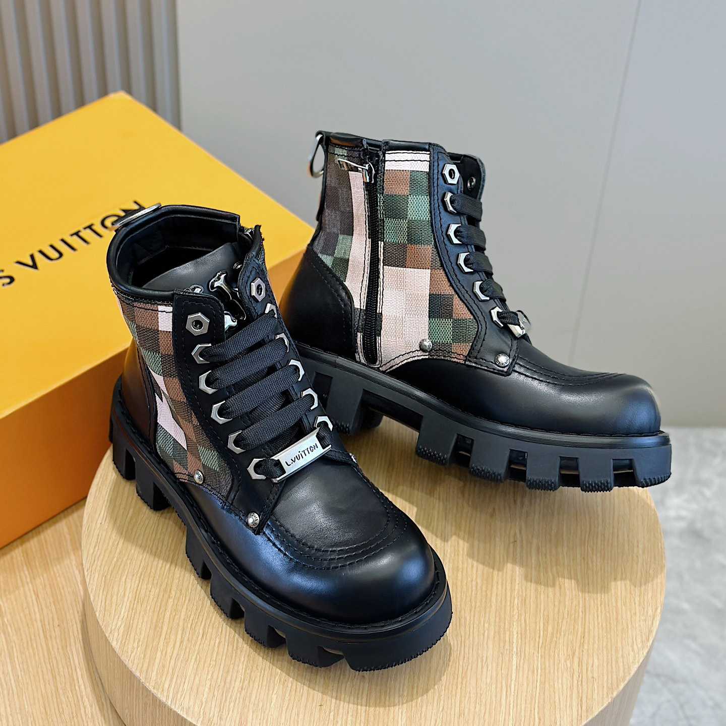 Louis Vuitton LV Checker Combat Boot   1ACNEX - DopestKickz