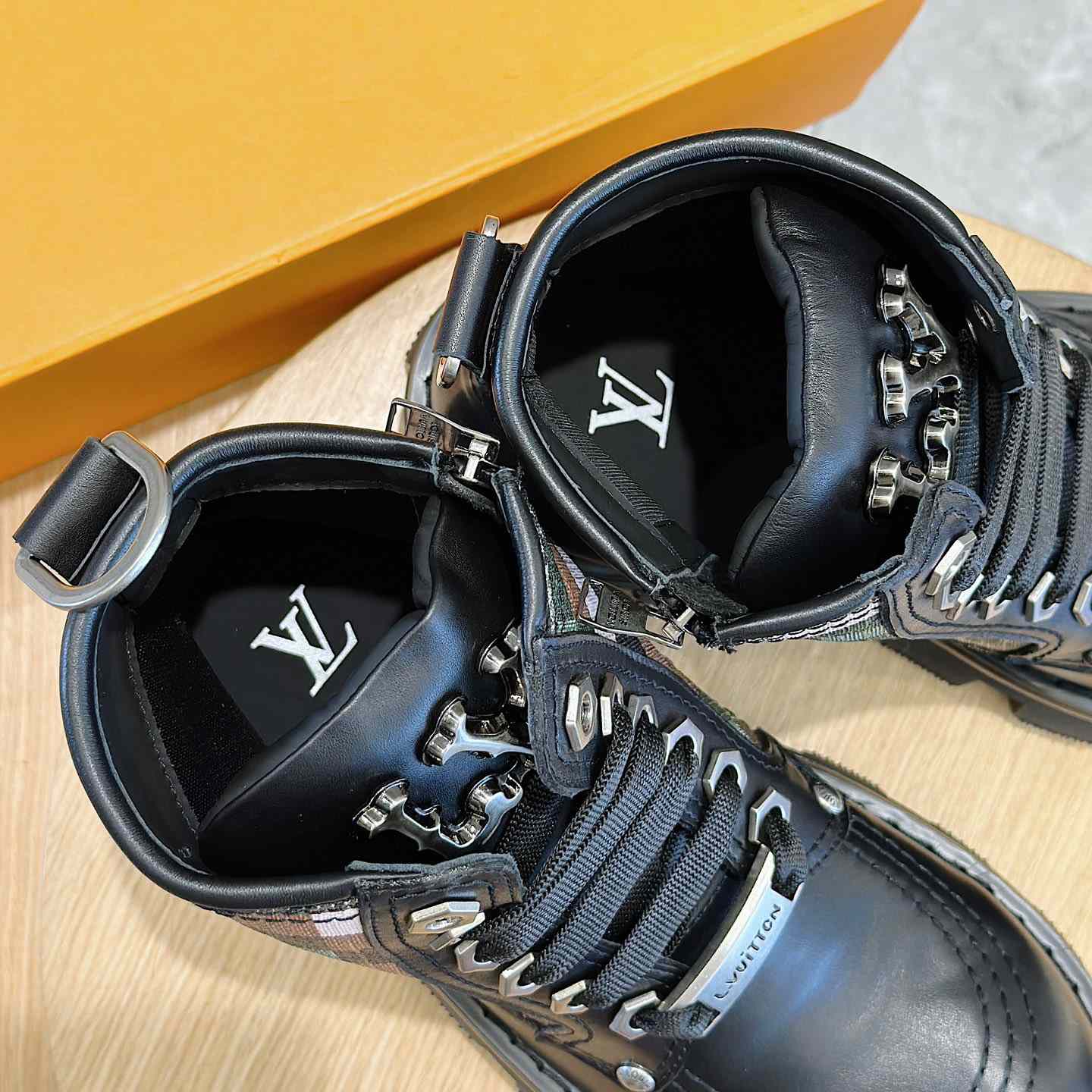 Louis Vuitton LV Checker Combat Boot   1ACNEX - DopestKickz