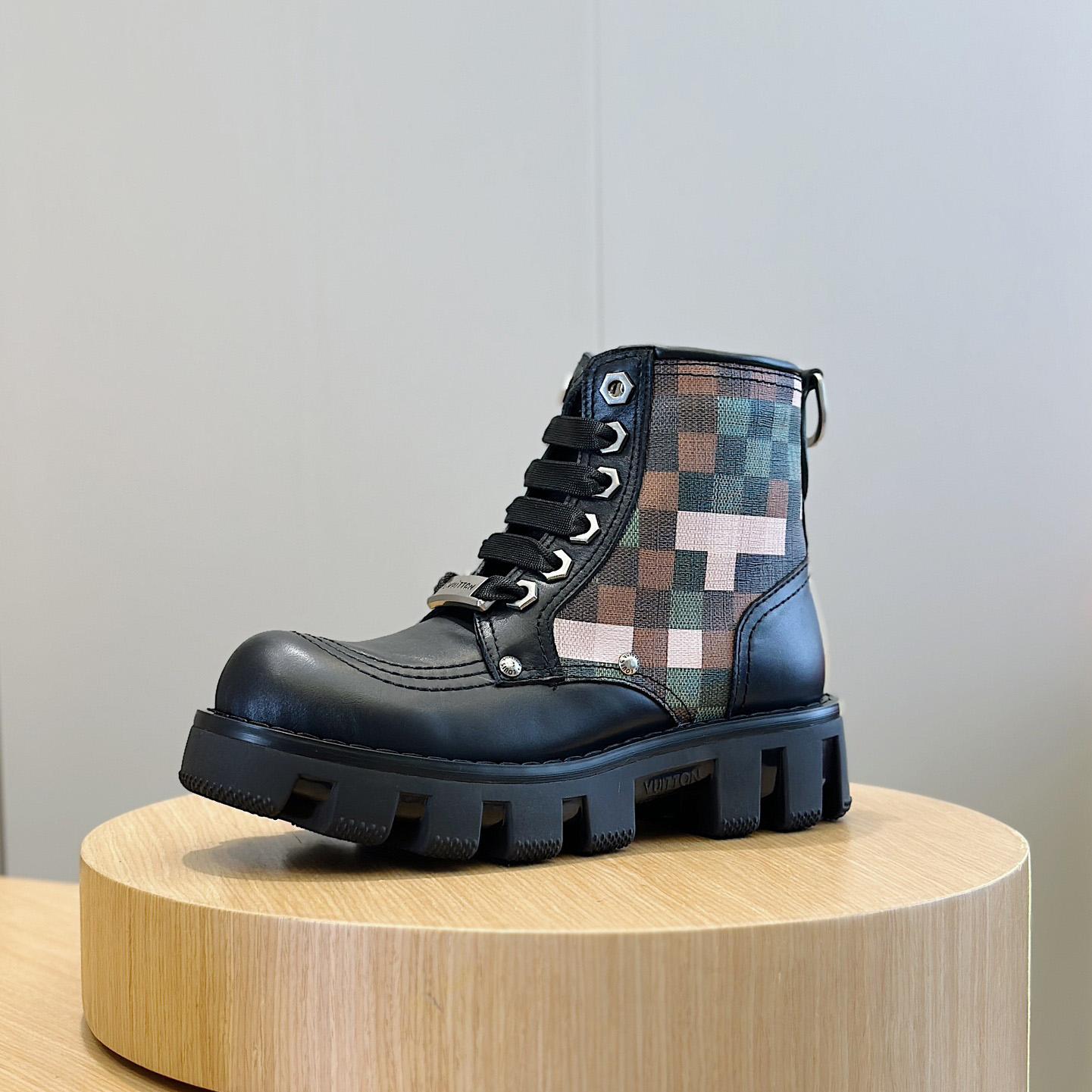 Louis Vuitton LV Checker Combat Boot   1ACNEX - DopestKickz