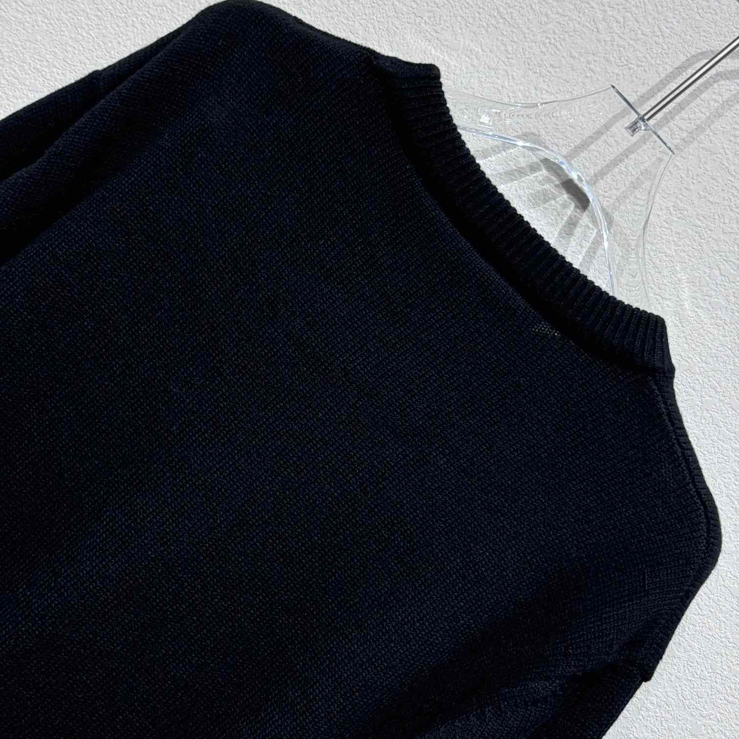 Givenchy 4G Logo Sweater - DopestKickz