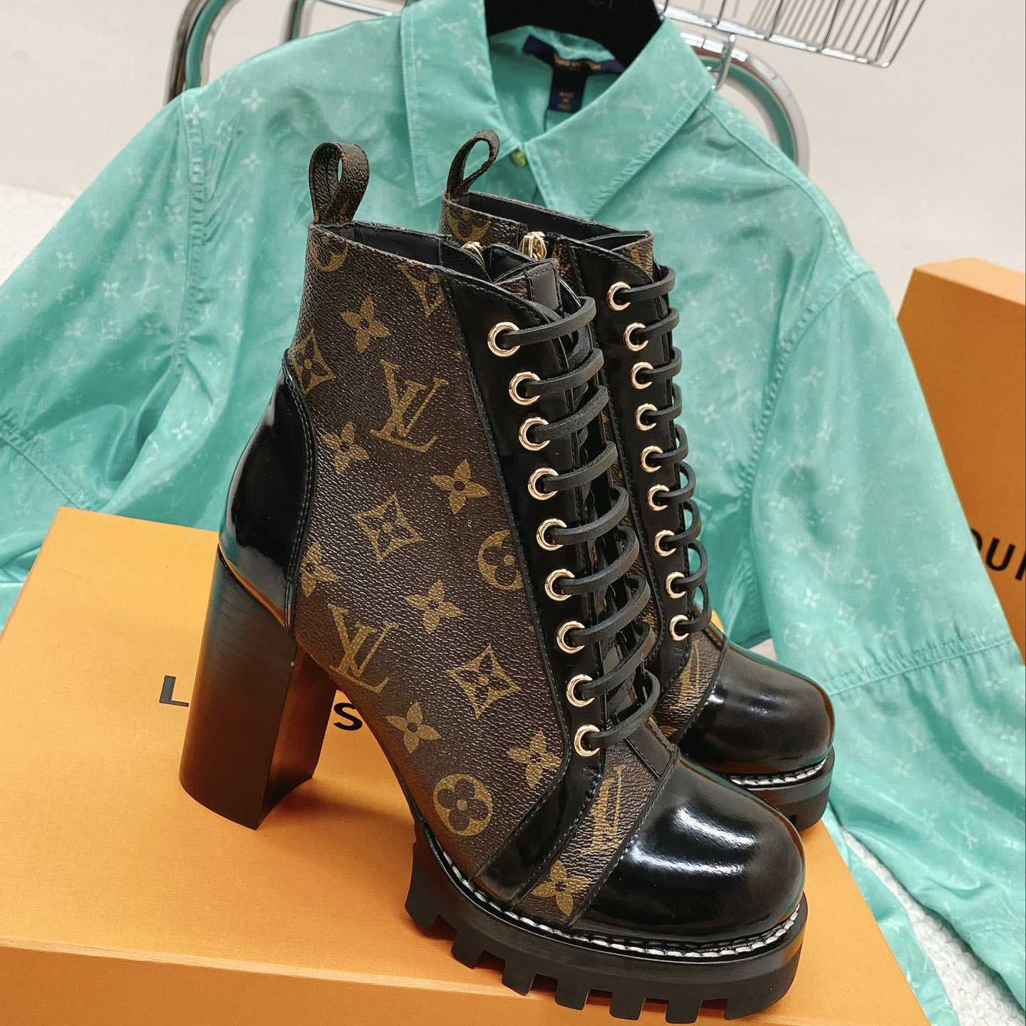Louis Vuitton Star Trail Ankle Boot   1 A2Y7X - DopestKickz