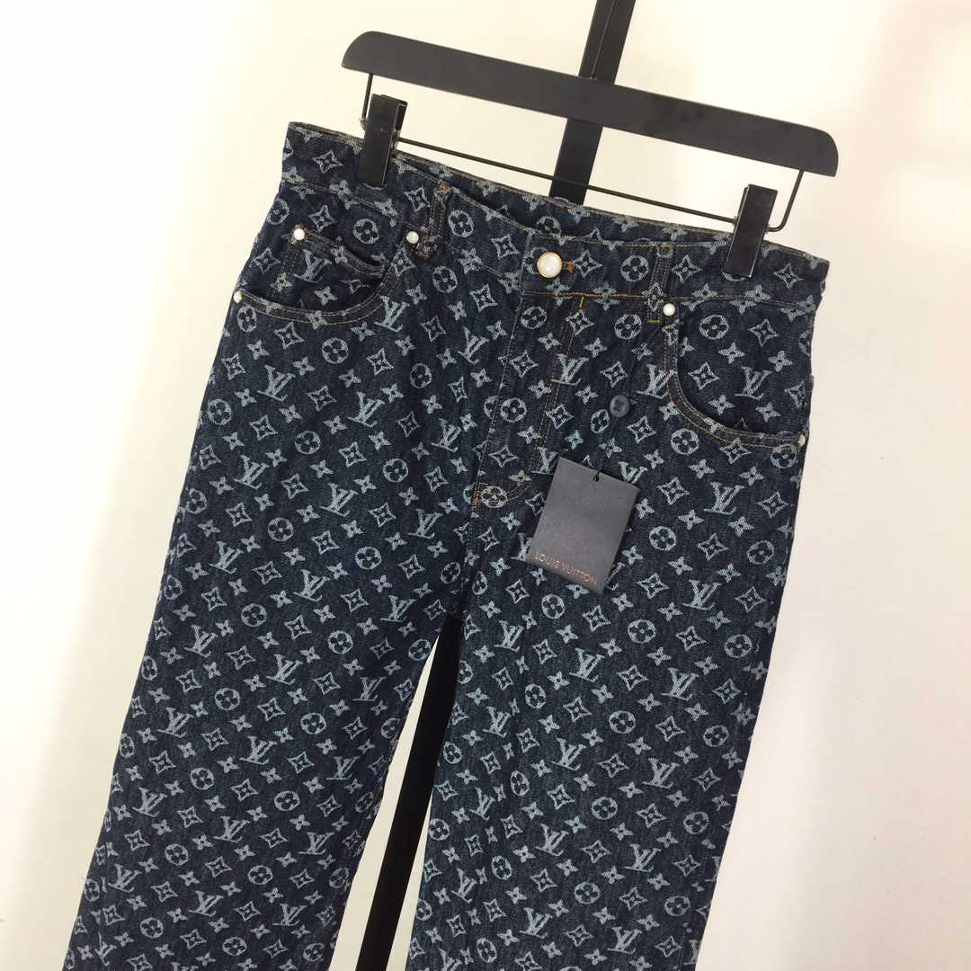 Louis Vuitton Monogram Jacquard Denim Skate Pants  1AFX30 - DopestKickz