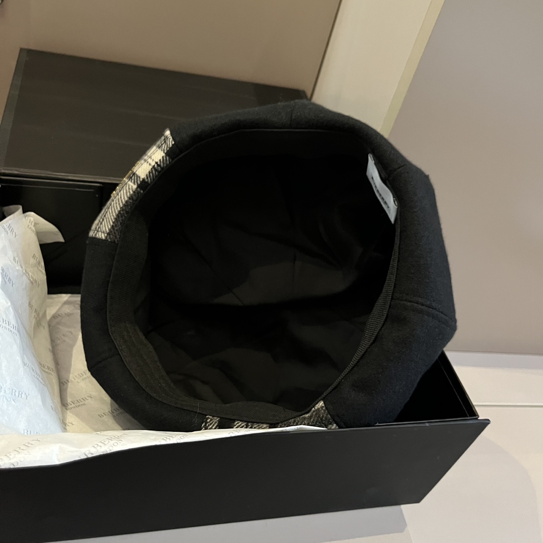 Burberry Beret Hat - DopestKickz