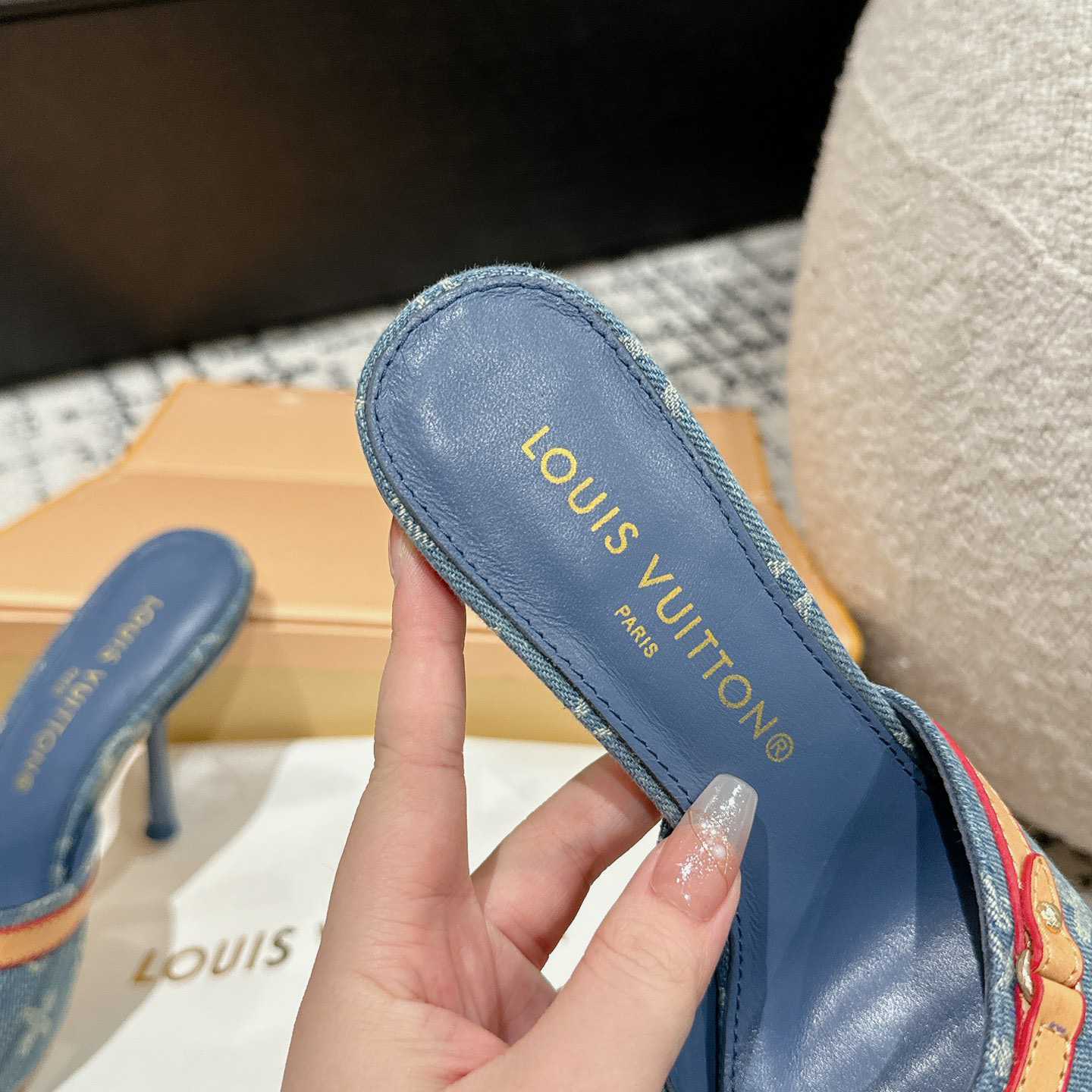 Louis Vuitton Neo Revival Mule   - DopestKickz